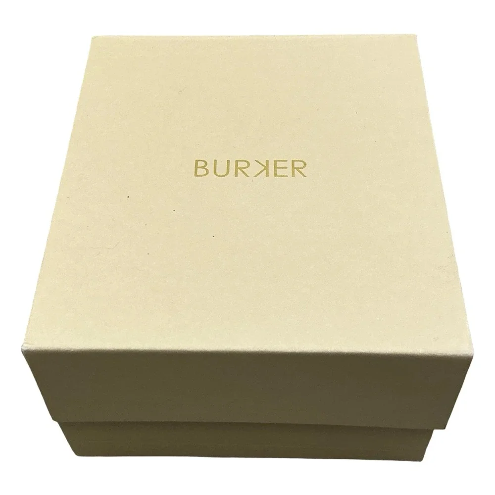 Burker Women Gold Tone Rectangular Mesh Band Watch White Dial Textured Analog